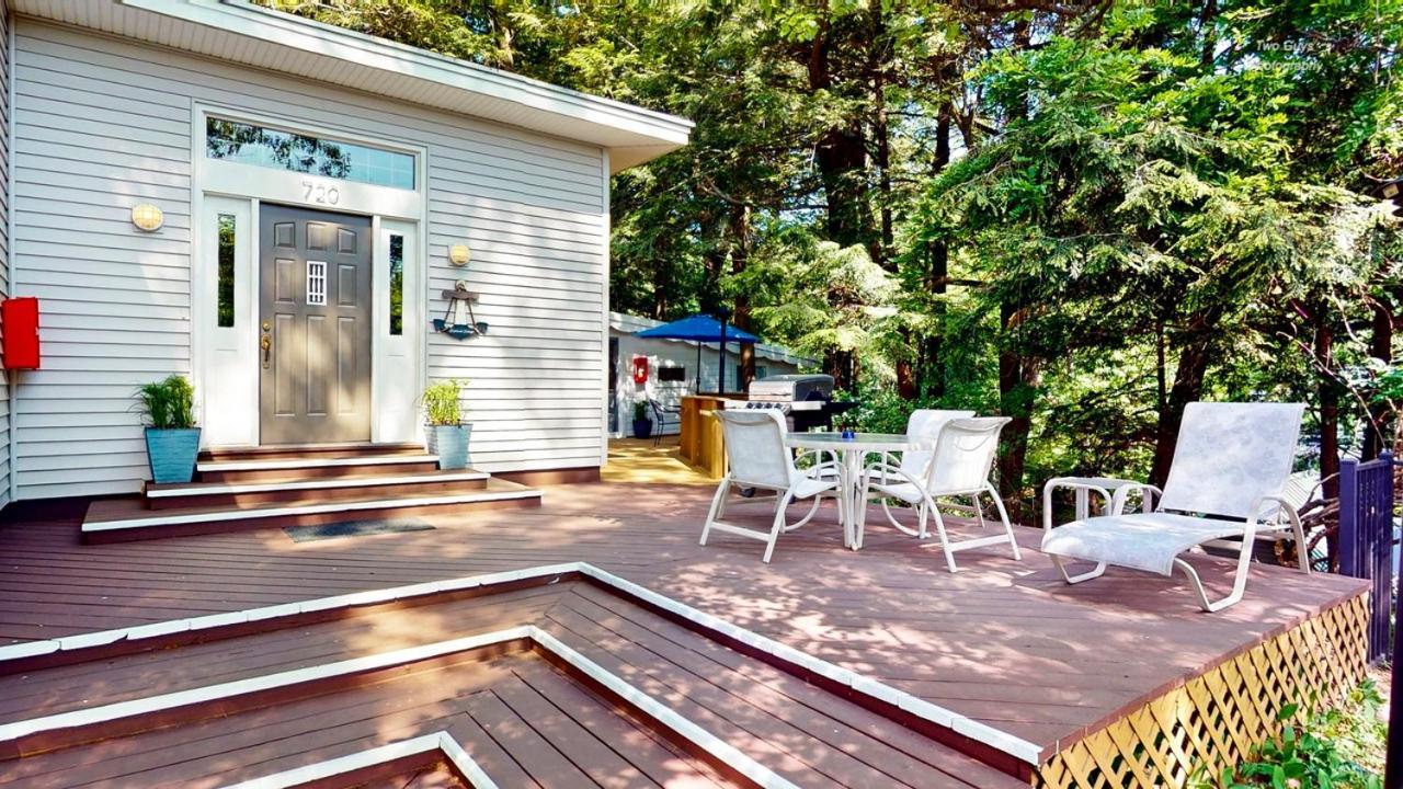 Holiday Hill Resort Saugatuck Dış mekan fotoğraf