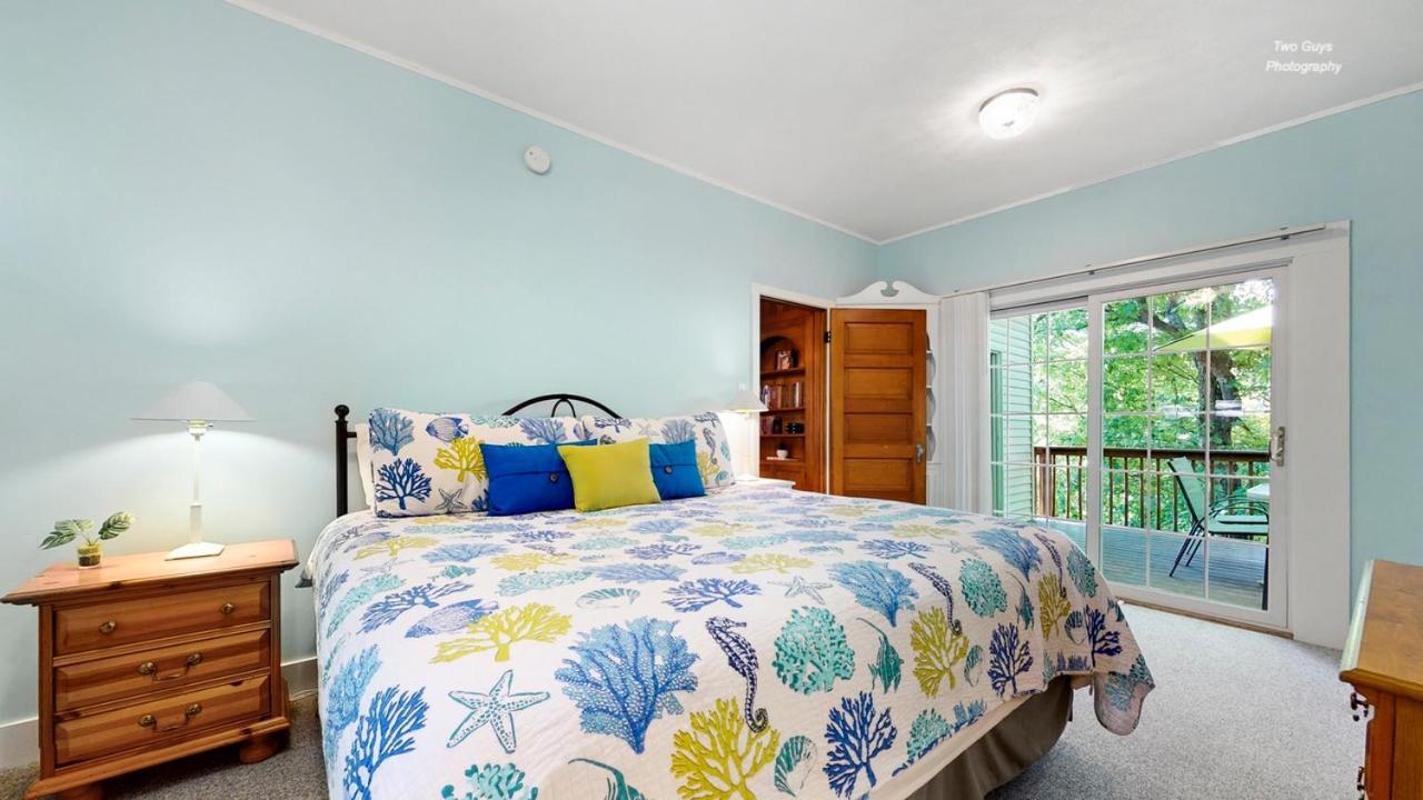 Holiday Hill Resort Saugatuck Dış mekan fotoğraf