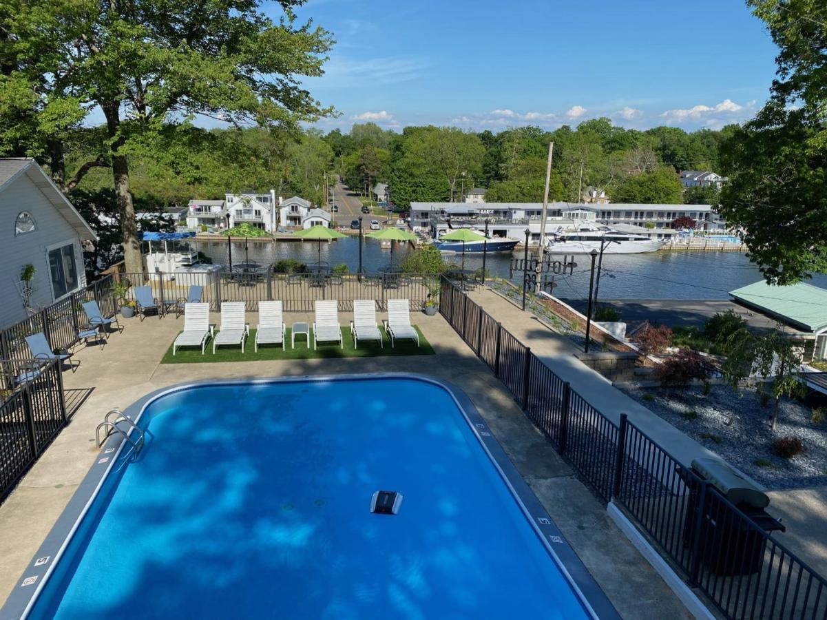 Holiday Hill Resort Saugatuck Dış mekan fotoğraf