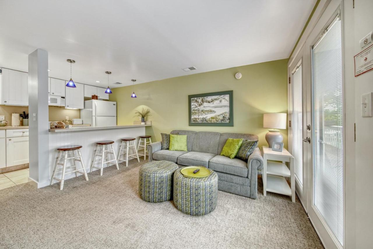 Holiday Hill Resort Saugatuck Dış mekan fotoğraf