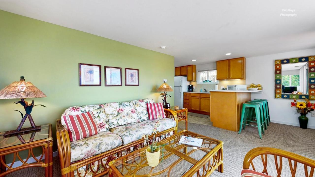 Holiday Hill Resort Saugatuck Dış mekan fotoğraf